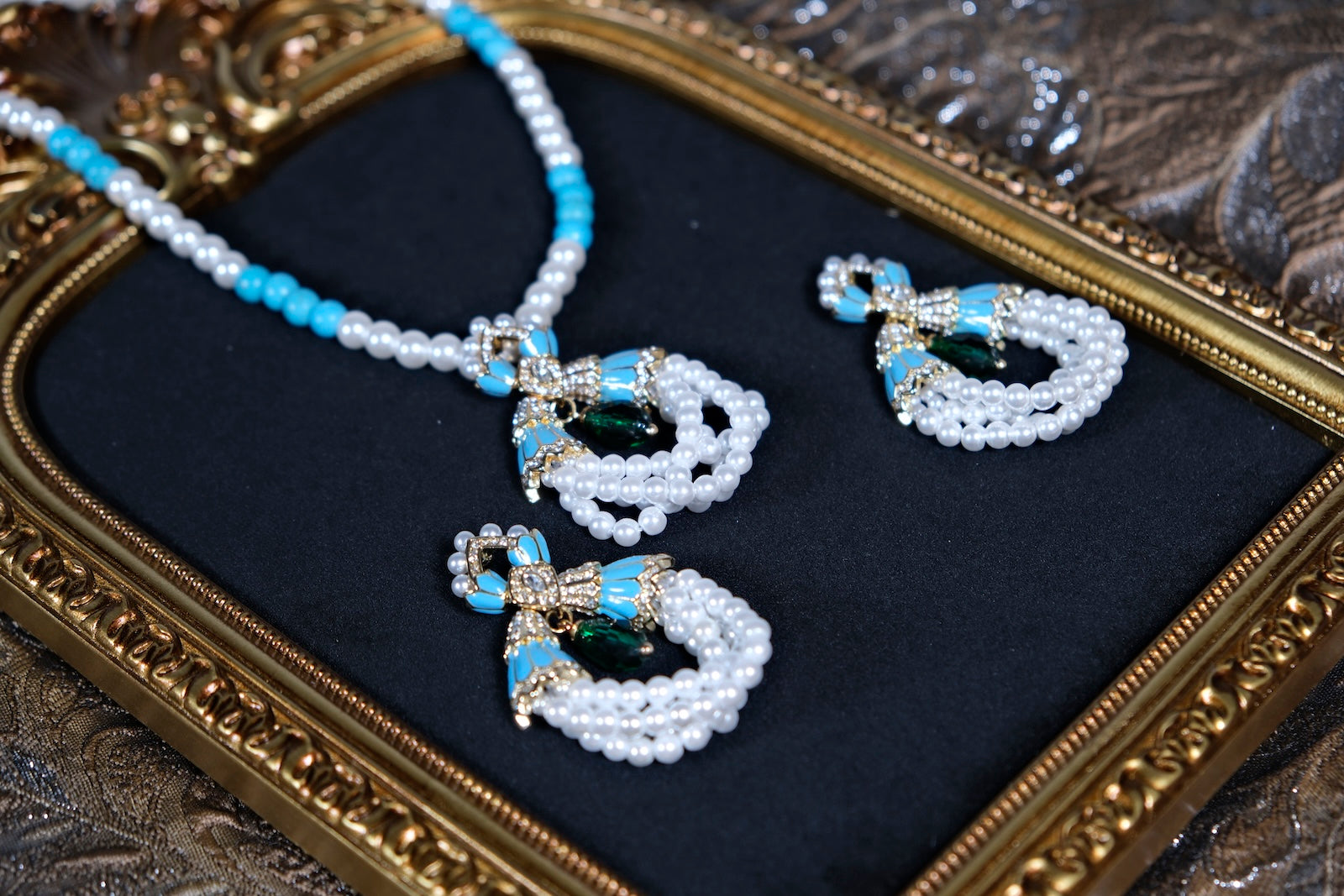 Blue and Pearl Garland Pendant Necklace
