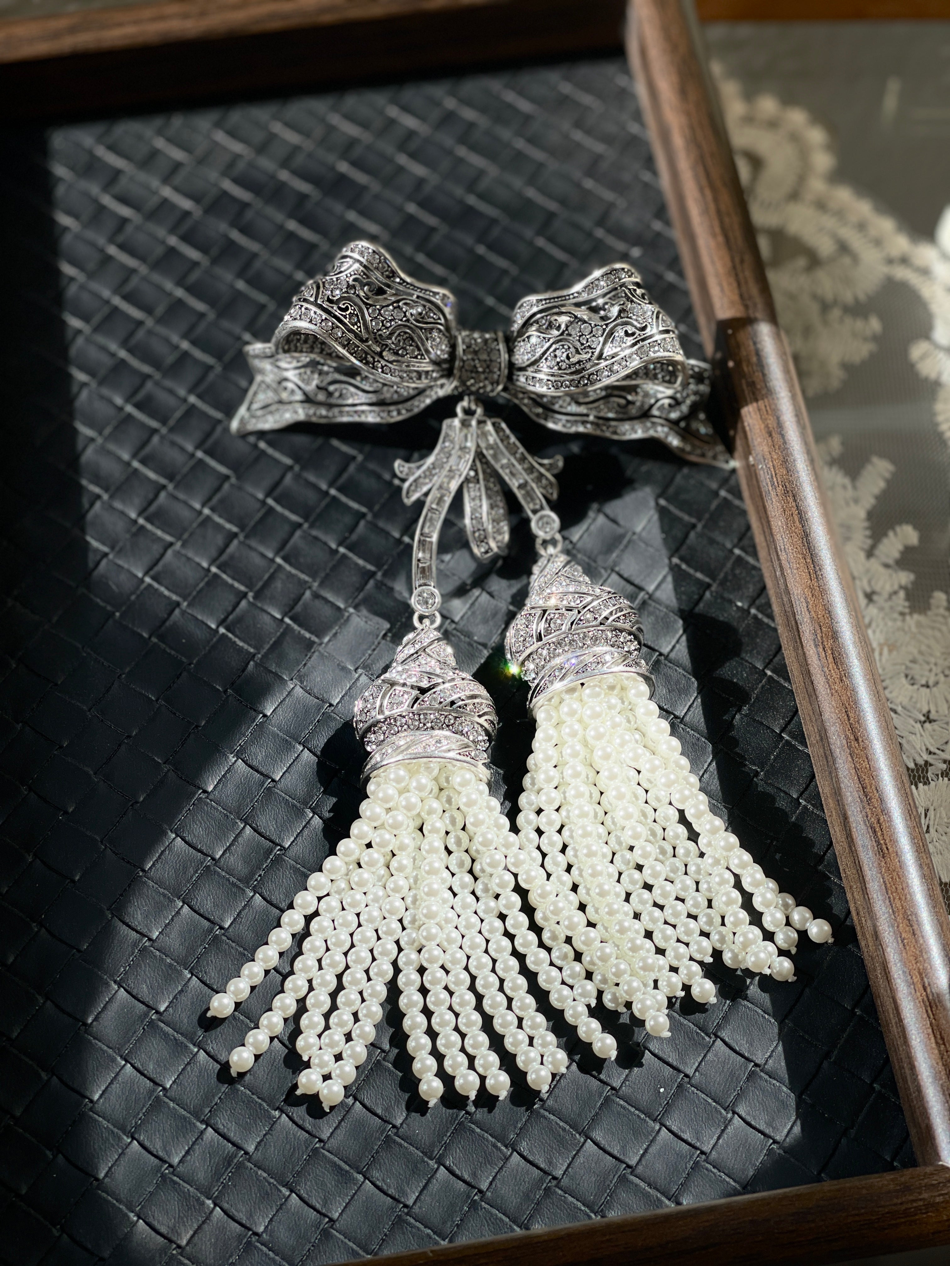 Crystal Bow Pearl Tassel Brooch